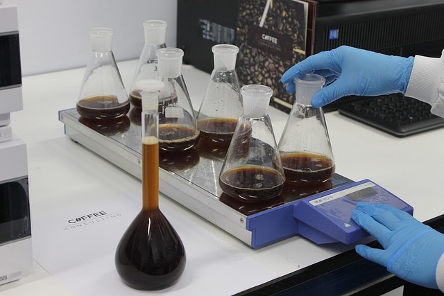 水性聚氨酯用催化劑,確保制品在長期使用中仍能保持穩(wěn)定的光澤和性能